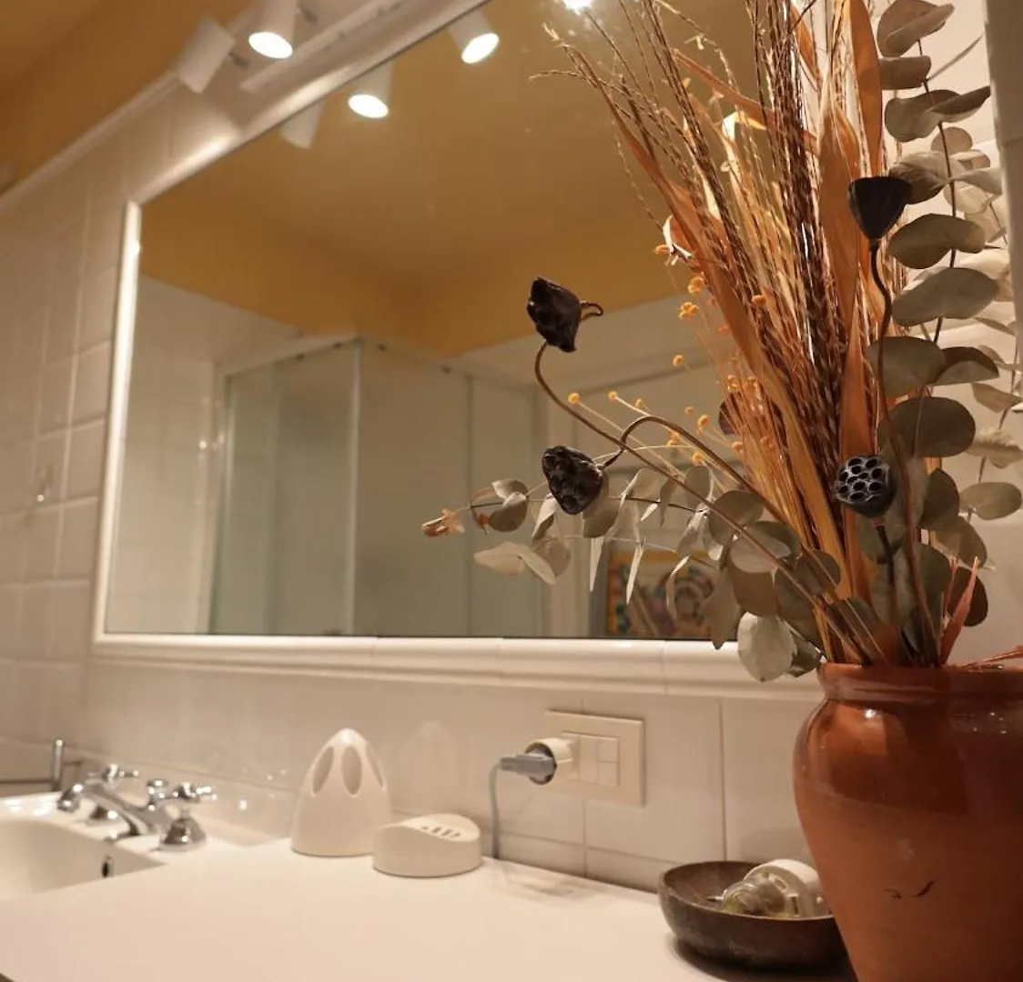 Apartment Casa Di Elsa 20 Min By Train To Florence Prato